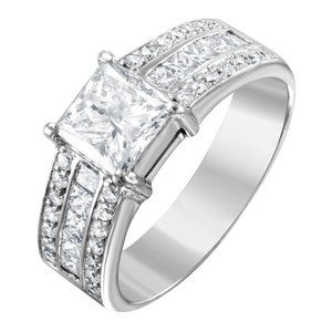 14KT White Gold 1.80ctw Diamond Engagement Ring Size 5